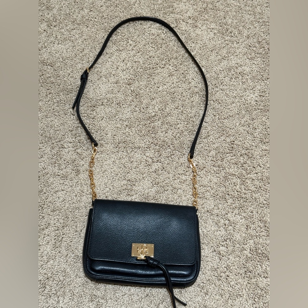 Tory Burch Chic Black Leather Crossbody Bag with Gold Chain